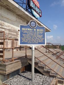 561201_10201156139281465_374216981_n